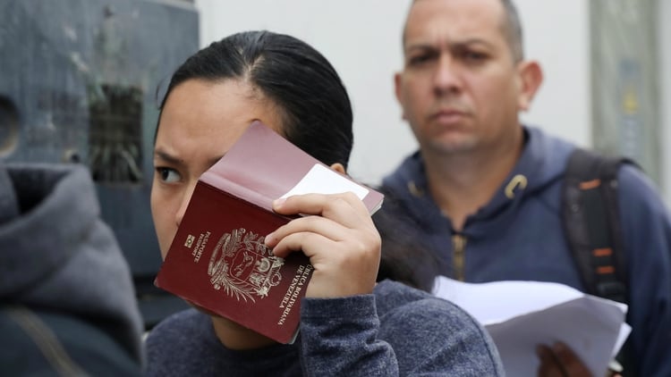 Cada vez es más difícil obtener la visa en Venezuela