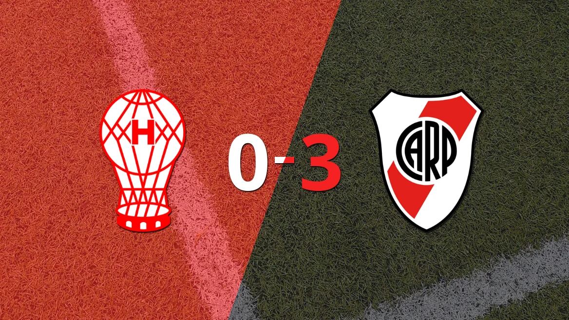 Salomón Rondón impulsó la victoria de River Plate frente a Huracán con dos goles
