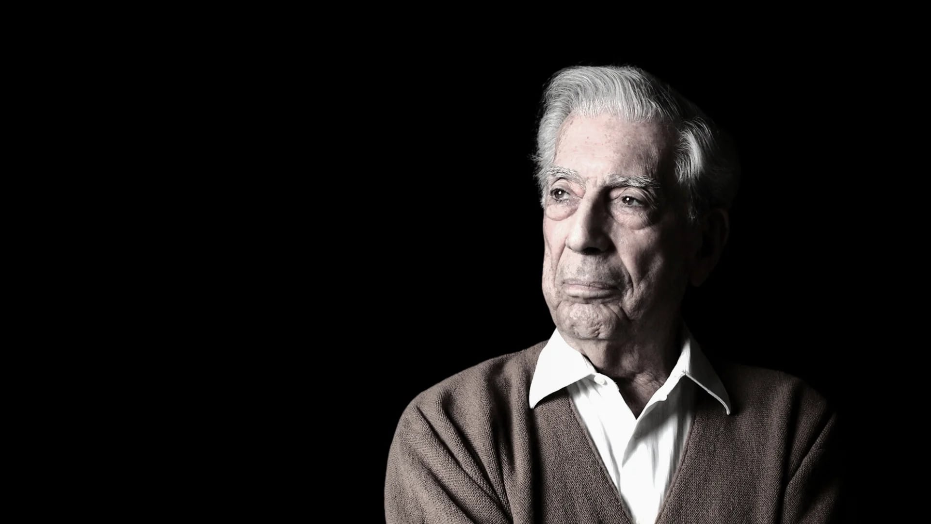 Mario Vargas Llosa fue autor de clásicos latinoamericanos como "La guerra del fin del mundo", "La fiesta del Chivo" y "Conversación en La Catedral" (Composición: Carlos Oré Arroyo/Infobae)