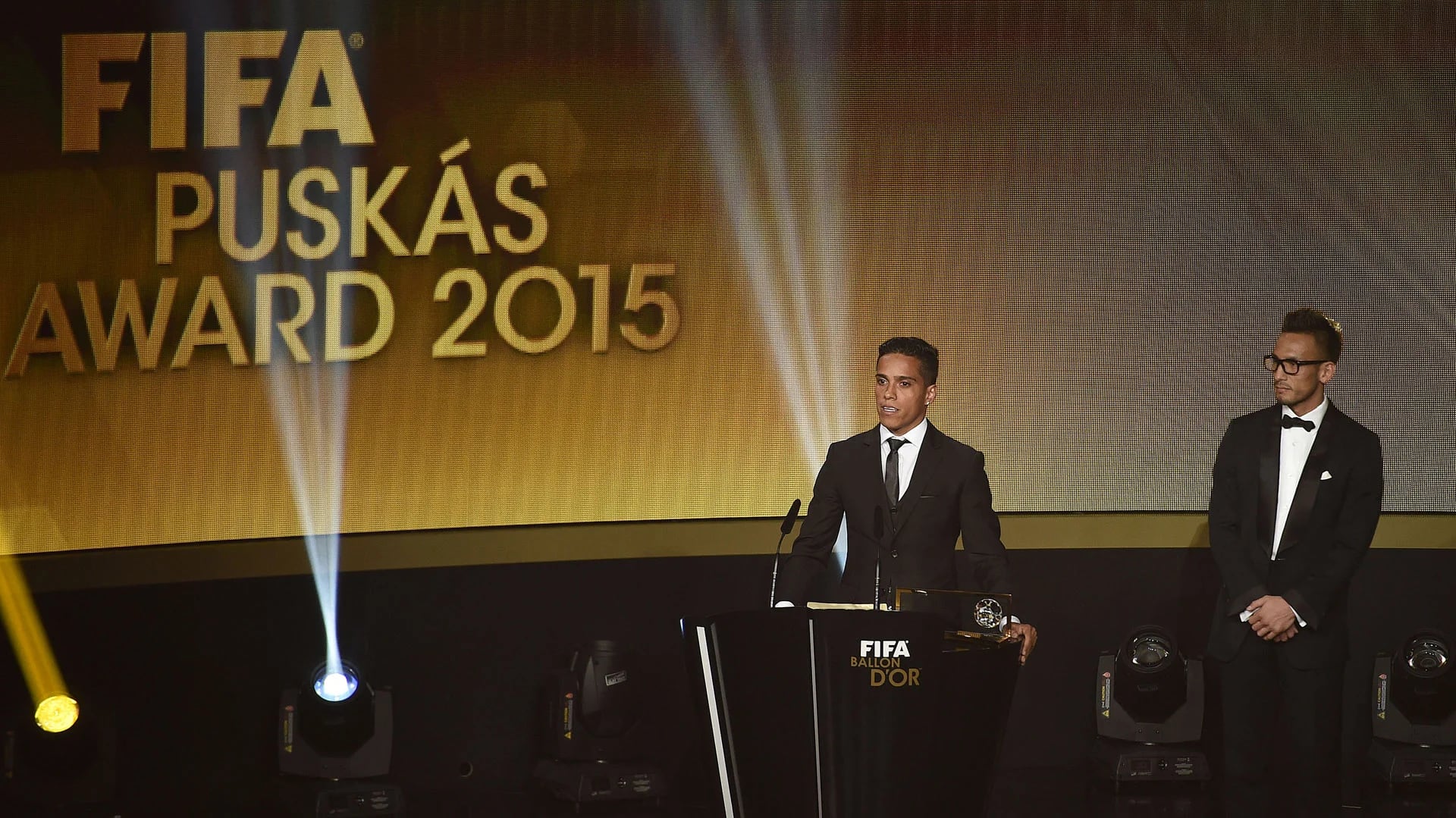 Wendel Lira fue el autor del mejor gol del año en 2015 (AP)