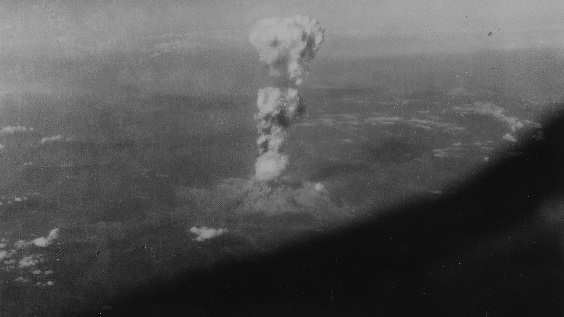 La bomba nuclear lanzada por Estados Unidos sobre Hiroshima el 6 de agosto de 1945 provocó 80 mil muertos en un solo segundo. Tres días después, otra bomba y otra ciudad japonesa destruida en un instante: Nagasaki (Getty Images)