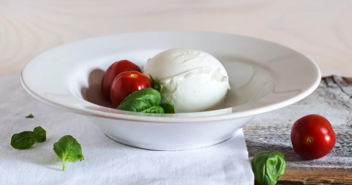 Secret revealed?: What is the effect of microbes on buffalo mozzarella?