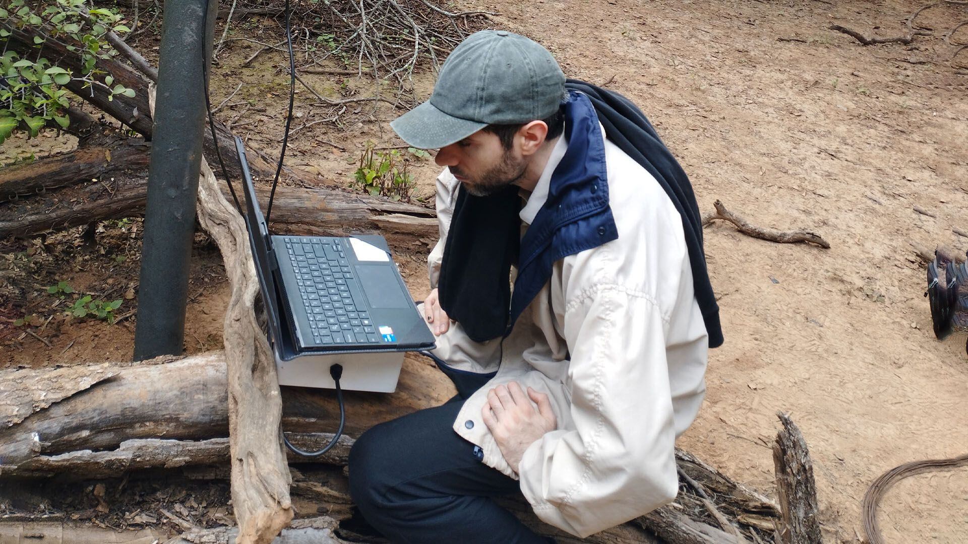 Los profesionales trabajan para mejorar las comunicaciones en las áreas silvestres con baja conectividad (UCASAL)