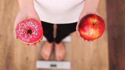 Siempre hay una opción saludable ante una comida que no la es (Shutterstock)