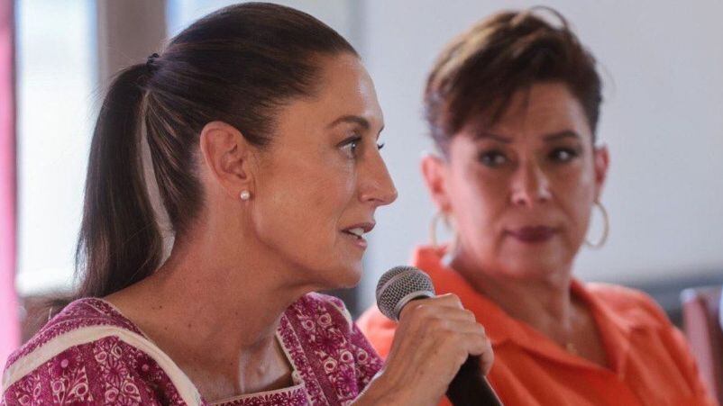 Claudia Sheinbaum, aspirante a la candidatura presidencial de Morena, durante rueda de prensa en Tlaxcala. Foto: Twitter, @Claudiashein