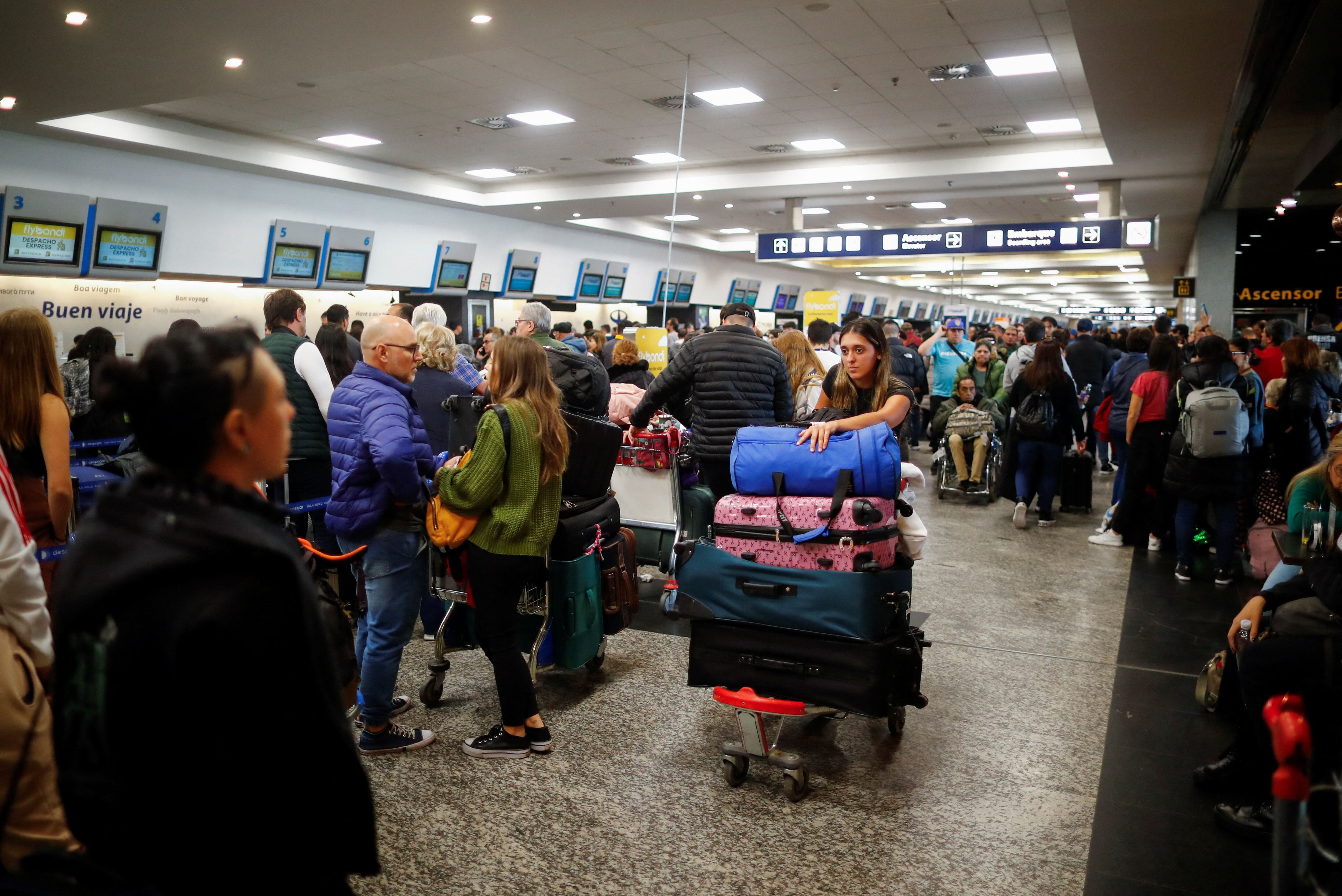 En los primeros siete meses del año creció 32% el movimiento de pasajeros en Aeroparque. REUTERS