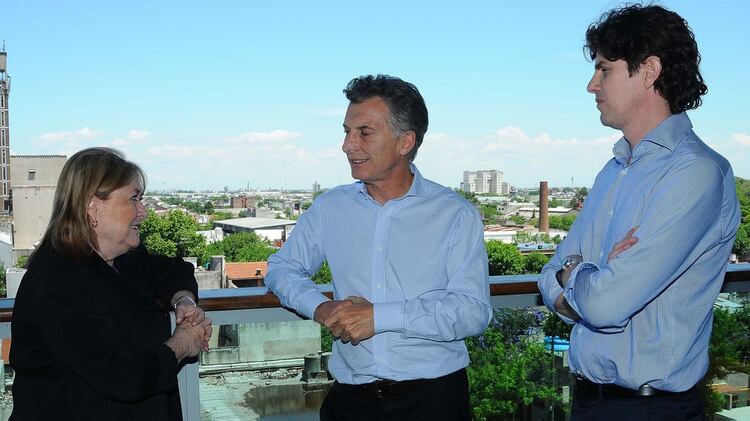 El Presidente Mauricio Macri, junto a la canciller Susana Malcorra y al embajador en Washington, Martín Lousteau<br> Prensa Cambiemos 162