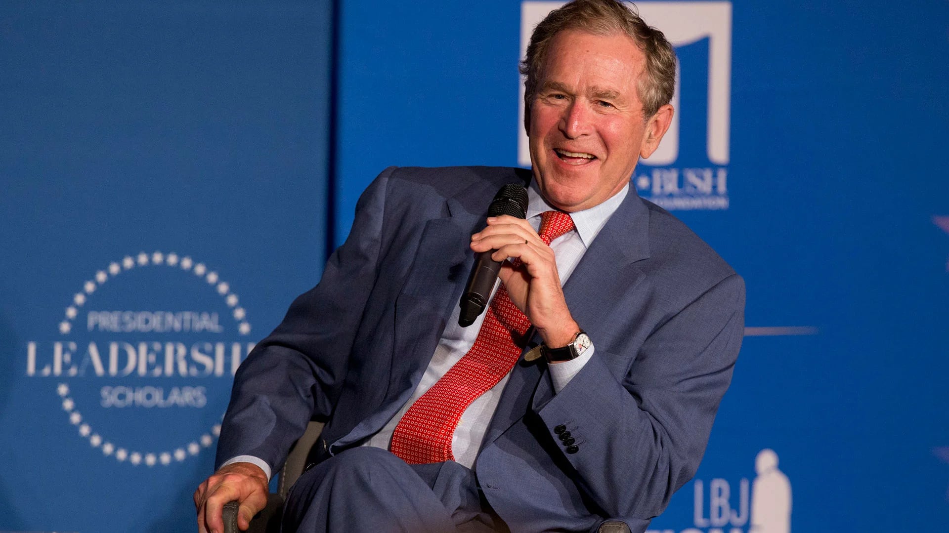 George W. Bush goza de un inédito ascenso de su popularidad (AP)