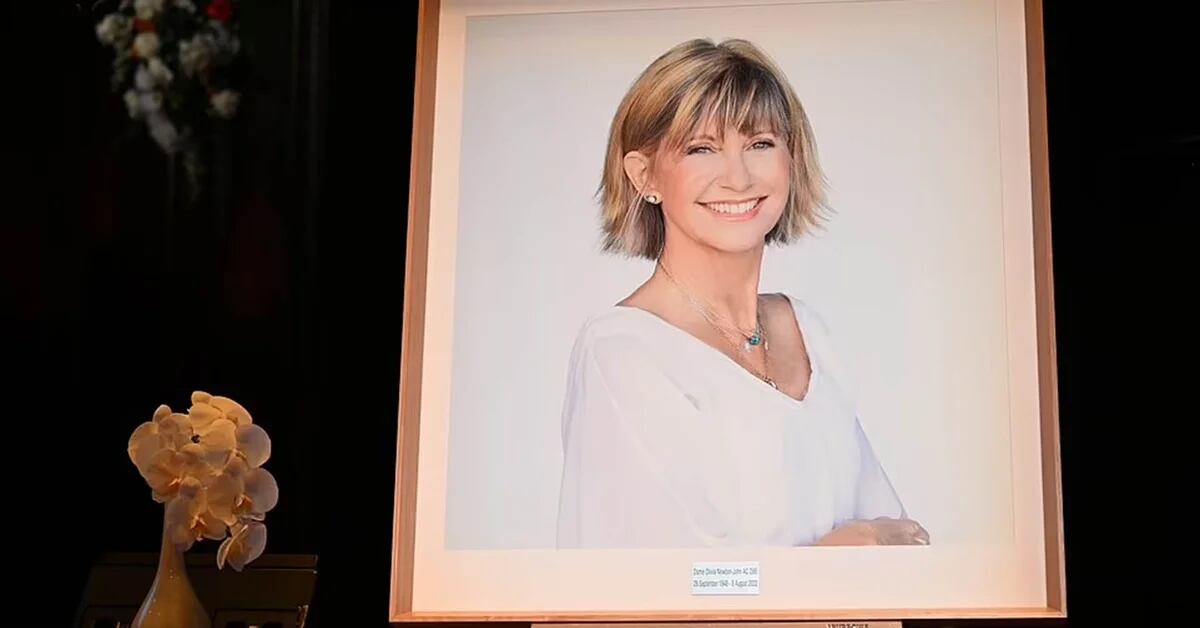 Thousands paid tribute to Olivia Newton-John in Australia