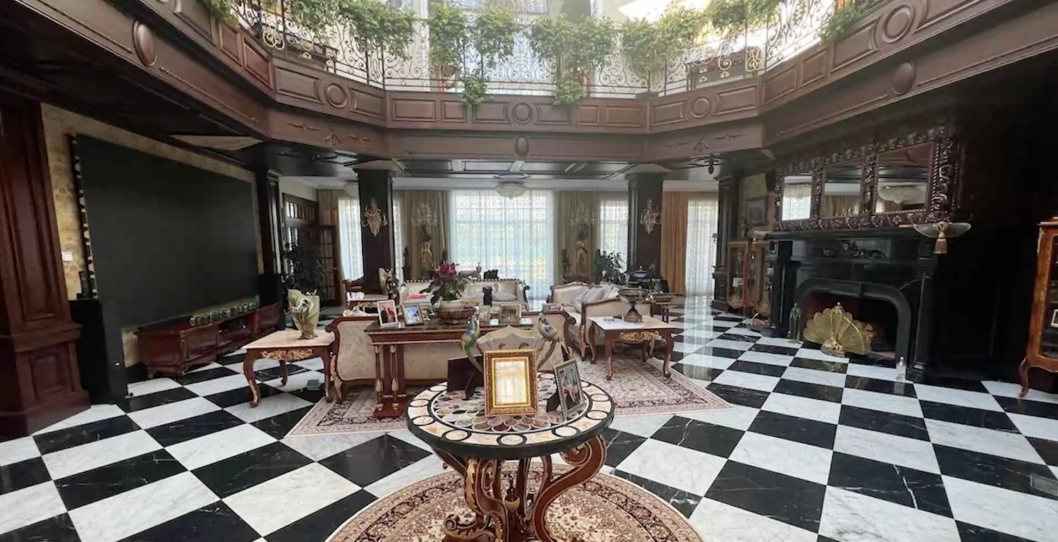 La lujosa mansión del jefe del grupo Wagner (Twitter/@the_ins_ru)