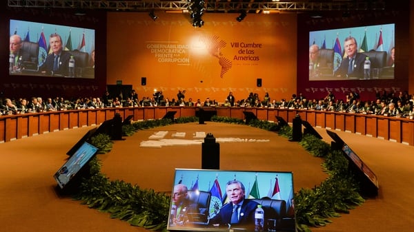 El plenario de la cumbre de Lima, en el momento en que habla el presidente de Argentina, Mauricio Macri