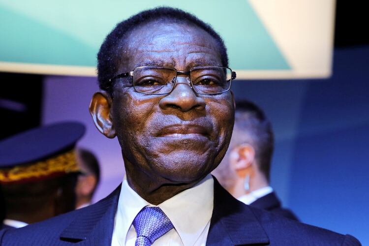 El presidente de Guinea Ecuatorial, Teodoro Obiang Nguema Mbasogo, asiste a la sesión plenaria del Foro de Paz de París, Francia, el 12 de noviembre de 2019 (Ludovic Marin/Pool vía REUTERS)