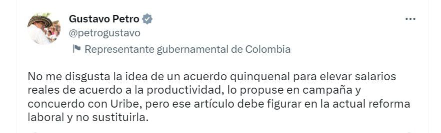 Uribe y Petro vuelven al round, esta vez por la reforma laboral. Twitter.