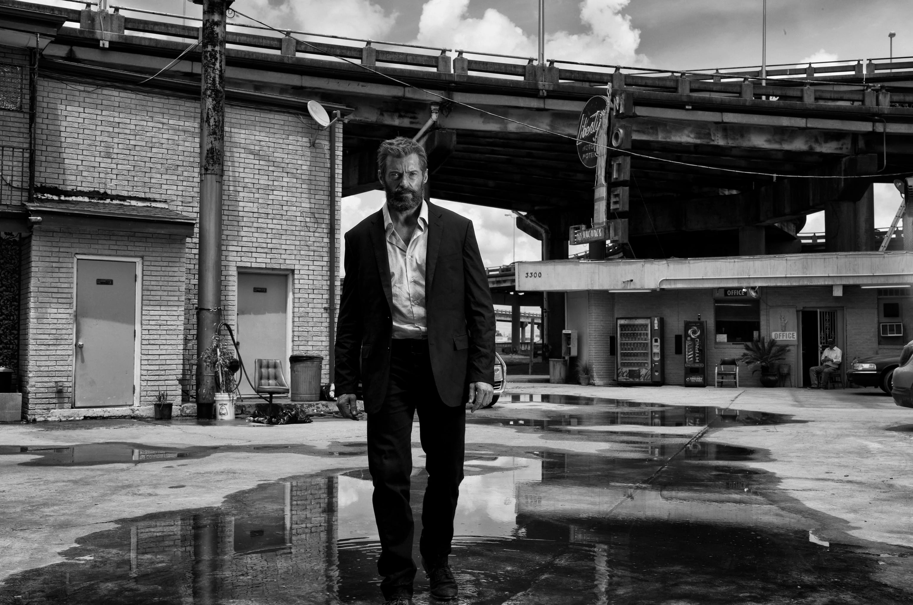Una ultima mirada de Hugh Jackman como Logan/ Wolverine.