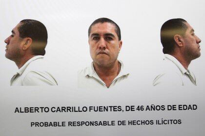 La detención de Alberto Carrillo Fuentes, alias Betty la Fea por elementos de la Policía Federal  (Foto: CUARTOSCURO)