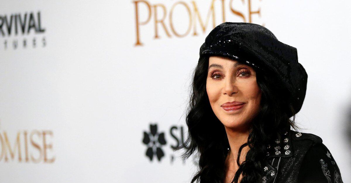Cher was accused by George Floyd of causing controversy