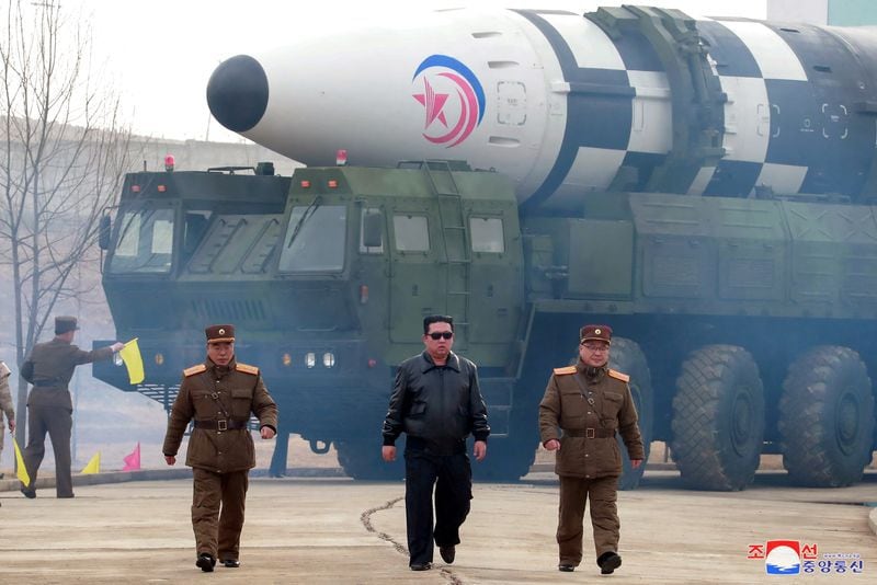 Una posible visita papal al país con el mayor armamento nuclear se planteó previamente en 2018, cuando el ex presidente surcoreano, Moon Jae-in, se embarcó en una ronda de diplomacia con el líder de Pyongyang, Kim Jong Un