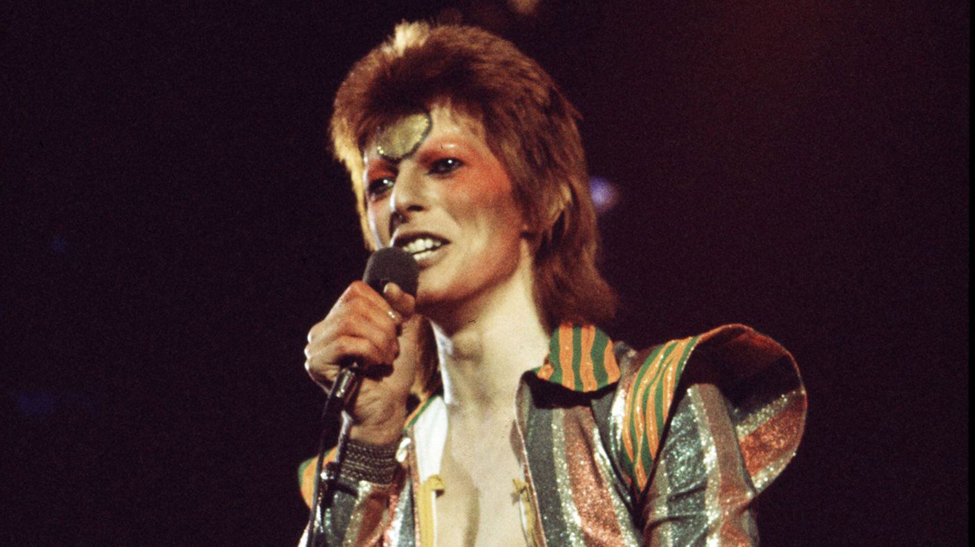 David Bowie en la piel de Ziggy Stardust, uno de sus alteregos. Sus innovaciones no sólo fueron musicales