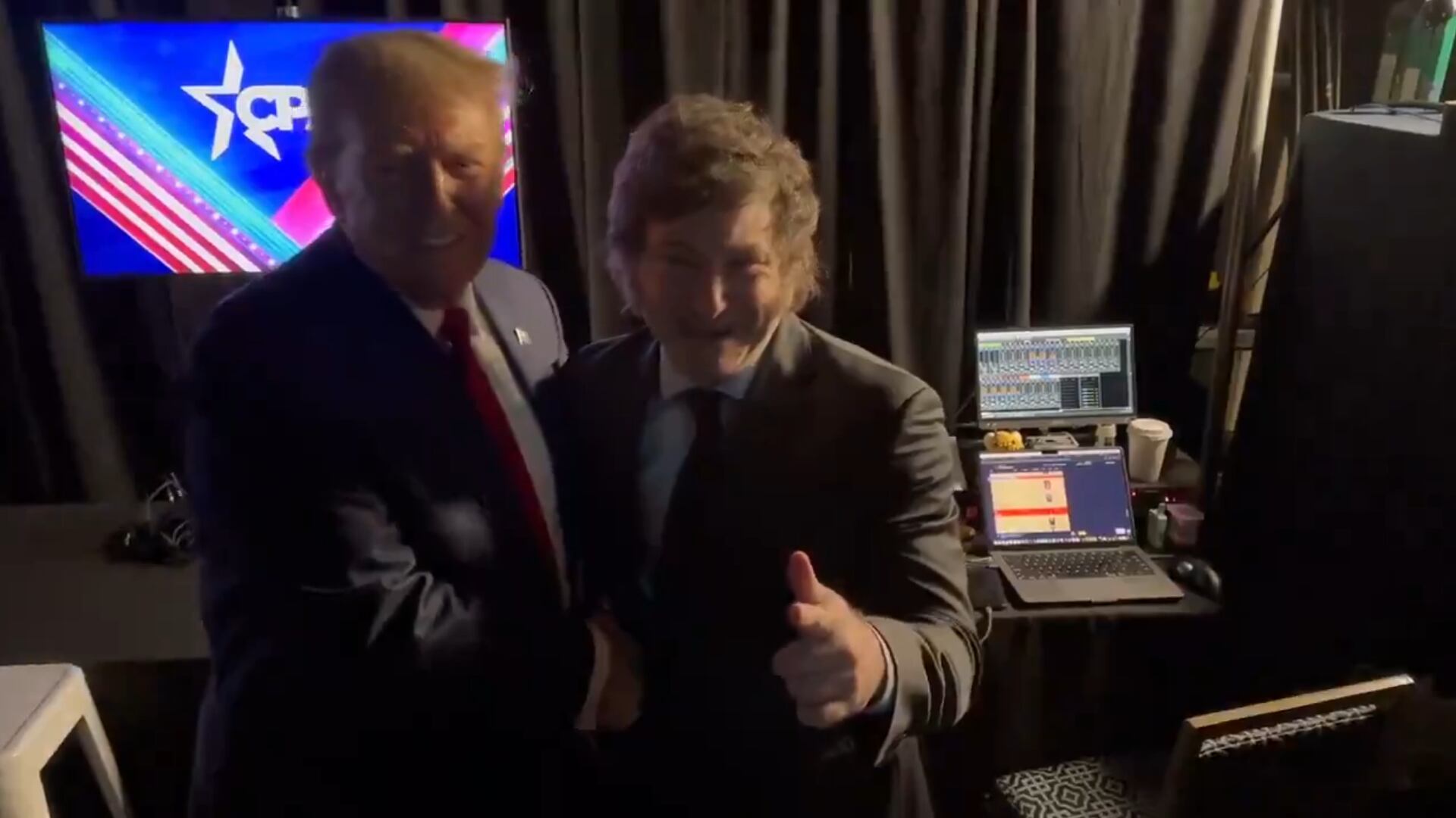El abrazo entre Javier Milei y Donald Trump en la Cumbre Conservadora de Washington