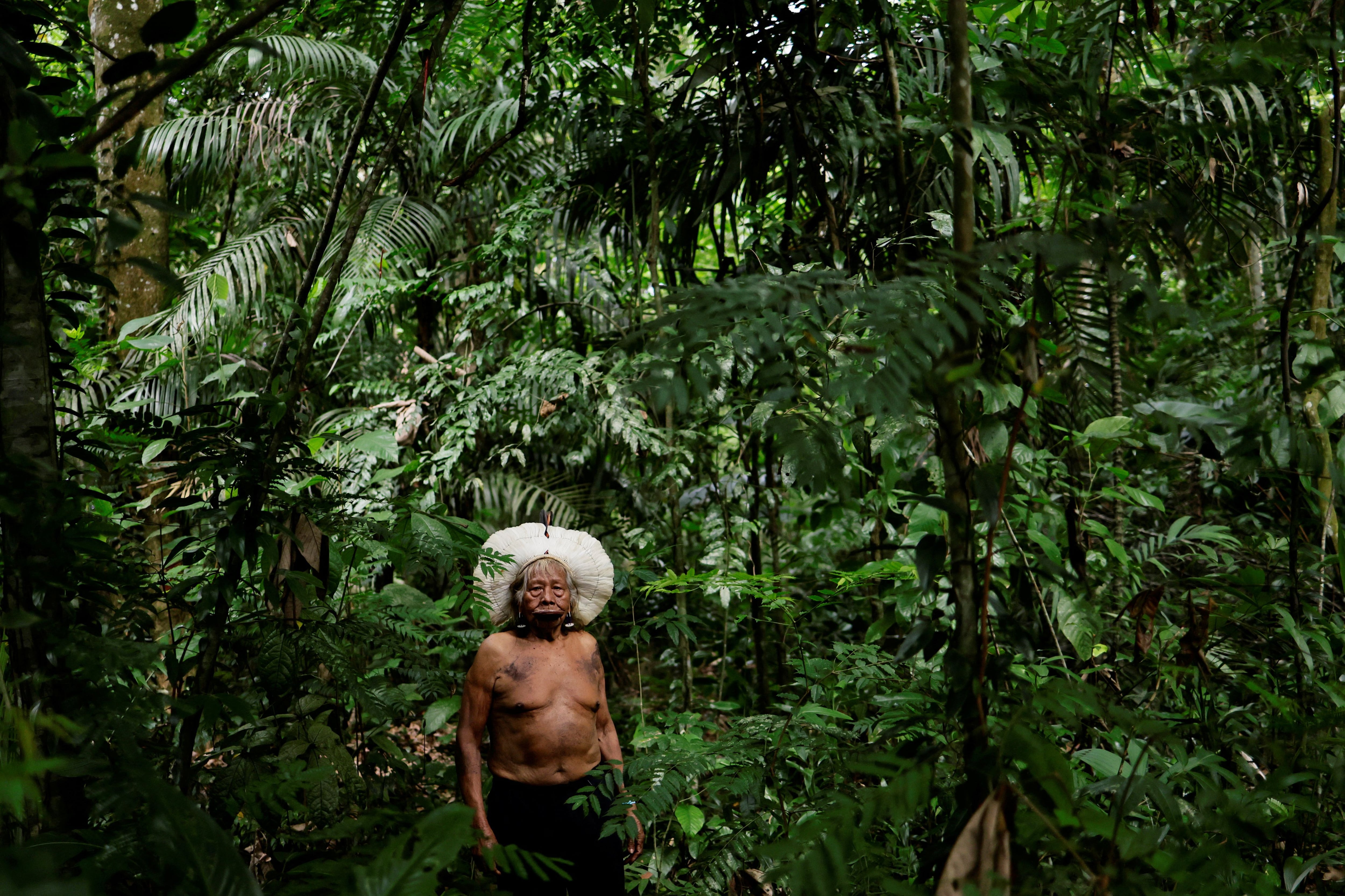 Brazil's indigenous chief Raoni Metuktire poses for a photo during an interview before a summit of Amazon rainforest nations at the Igarape Park, in Belem, Para state, Brazil August 5, 2023. REUTERS/Ueslei Marcelino