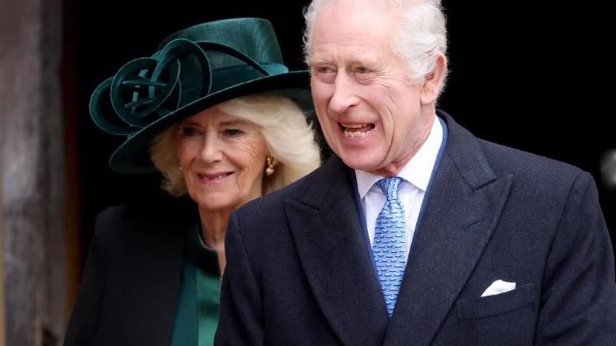 El rey Carlos III regresa a sus funciones después de un tratamiento contra el cáncer: en qué consistió