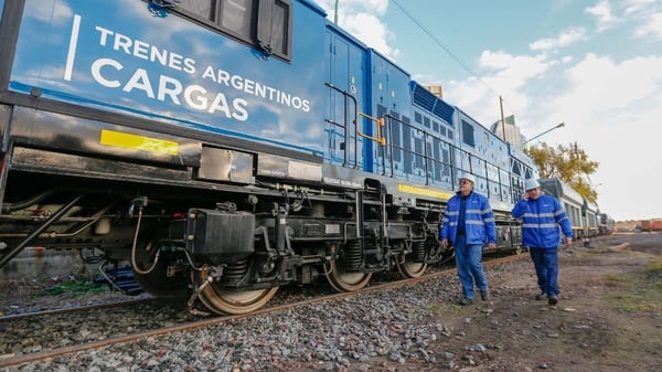 Las nuevas locomotoras viajarán hasta Mendoza (Nicolás Aboaf)