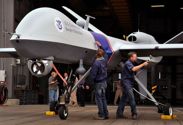 Un drone de inteligencia y ataque de última generación MQ-9 Reaper, desarrollado por General Atomics, una de las empresas atacadas (AP)