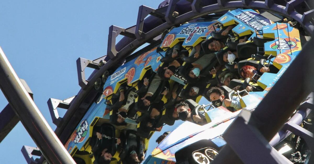 Six Flags risponde dopo lo scandalo con azioni discriminatorie