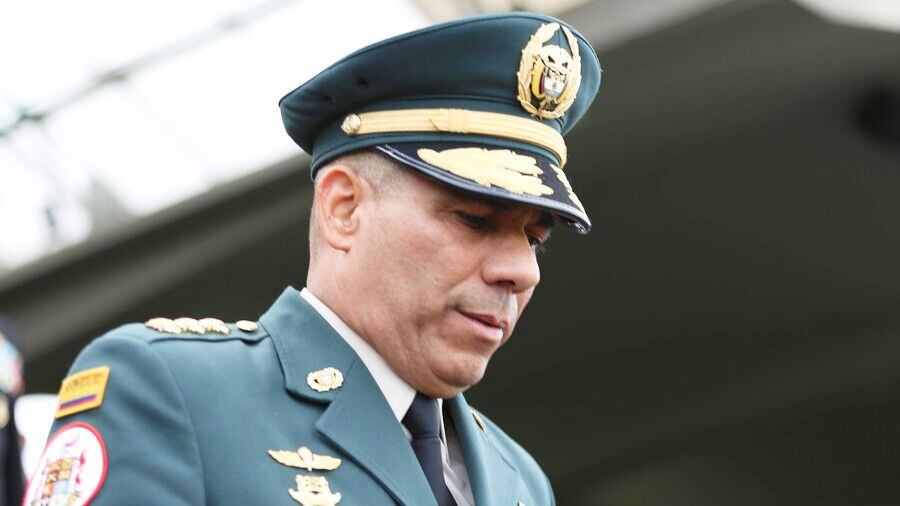 Comandante del Ejército, General Eduardo Zapateiro, desató controversia en Colombia por criticar a un candidato a la Presidencia. Foto: (Colprensa - Álvaro Tavera).