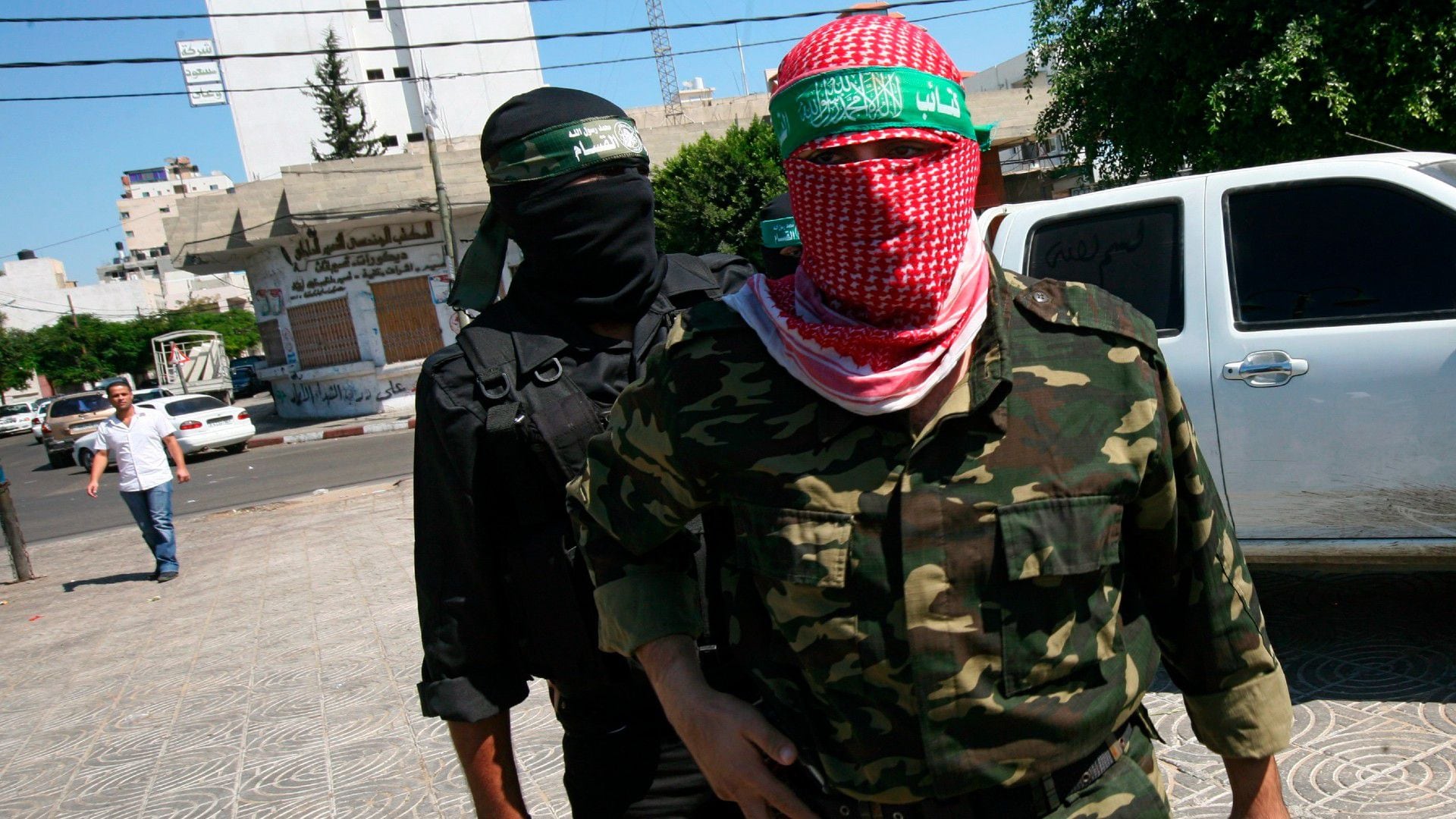 Abu Obeida, el portavoz de las Brigadas al Qasam, el brazo armado de Hamas (EFE/Mohammed Saber)