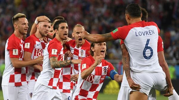 Con un triunfo, Croacia se asegurará el pasaje a los octavos de final del Mundial (AFP)