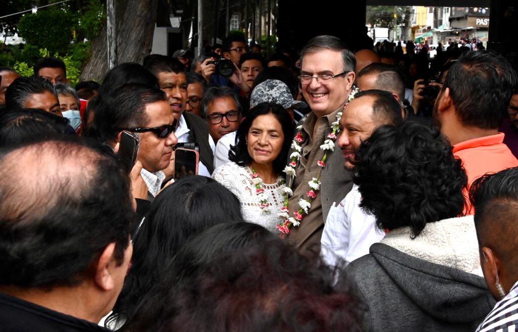 El ex canciller se presentó en un evento en Xochimilco, donde manifestó su apoyo a la diputada Flor Ivvone Morales para gobernar la alcaldía. FOTO: X, Marcelo Ebrard 