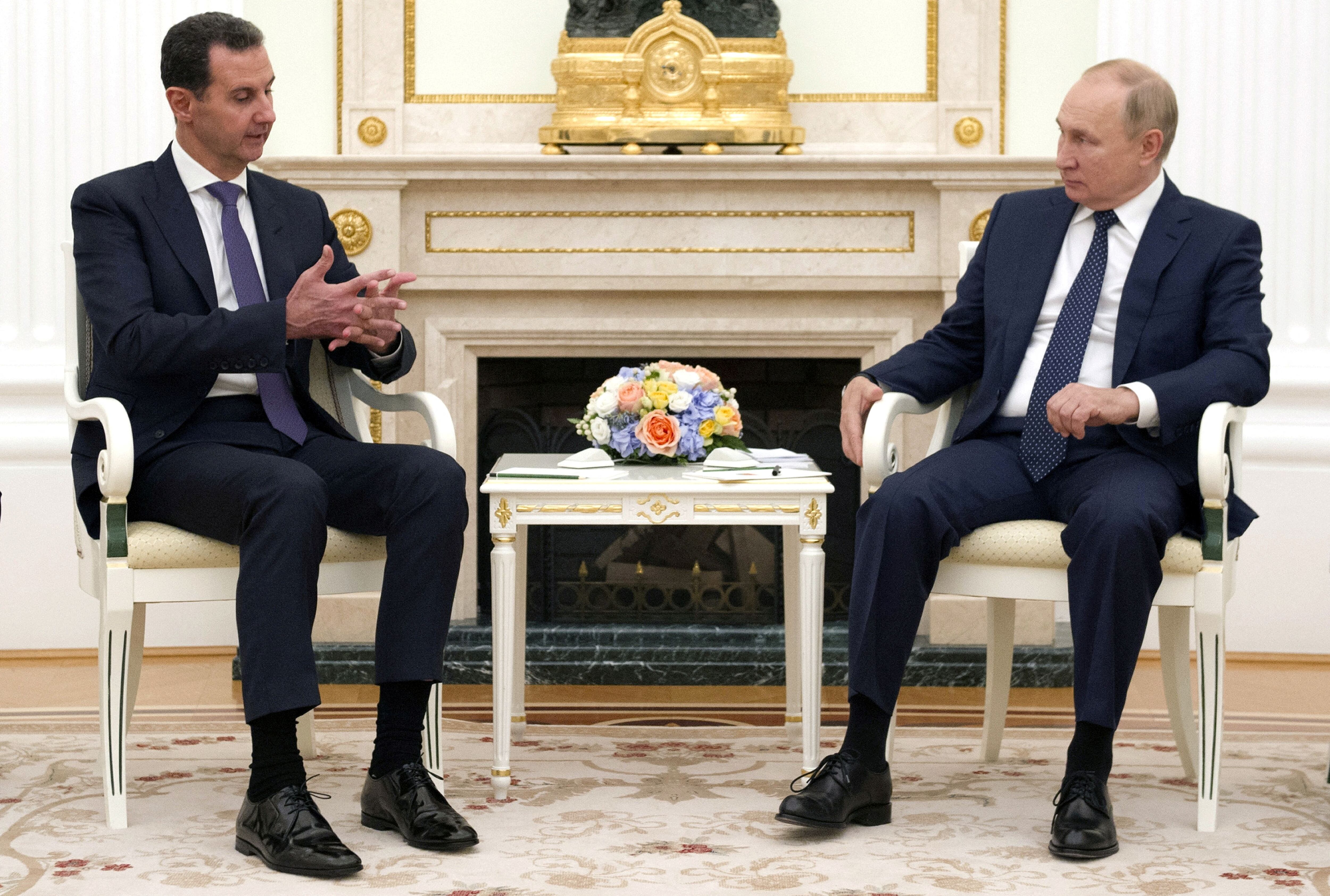 Al Assad junto a Putin en el Kremlin en septiembre de 2021 (REUTERS)
