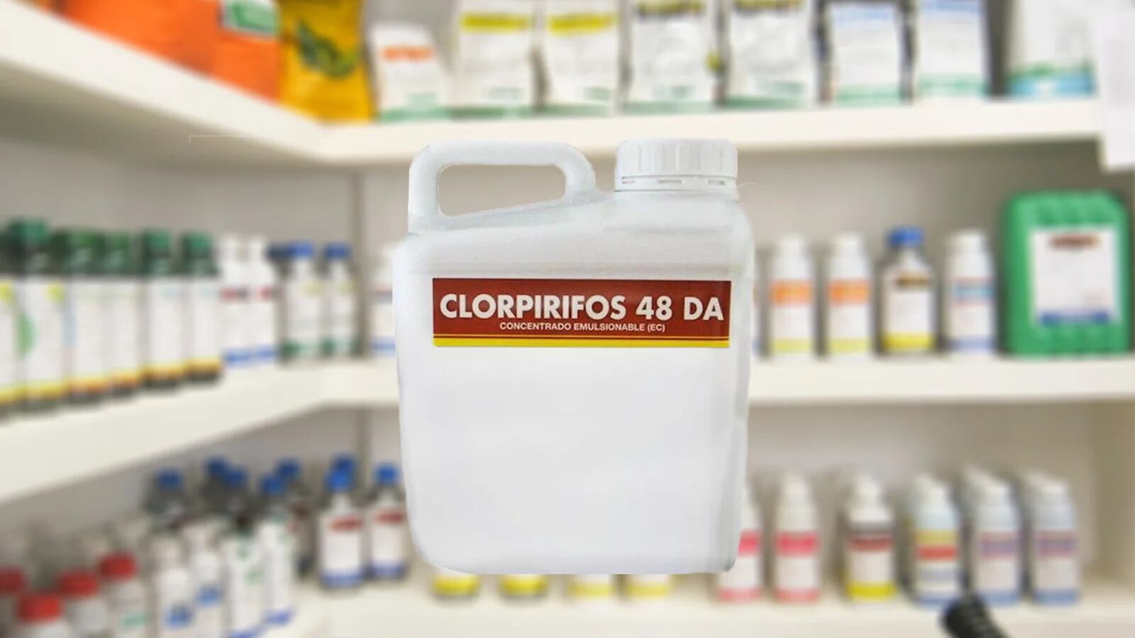 En la Argentina, en junio pasado el Senasa prohibió el uso de fitosanitarios y principios activos que contengan clorpirifos etil y metil