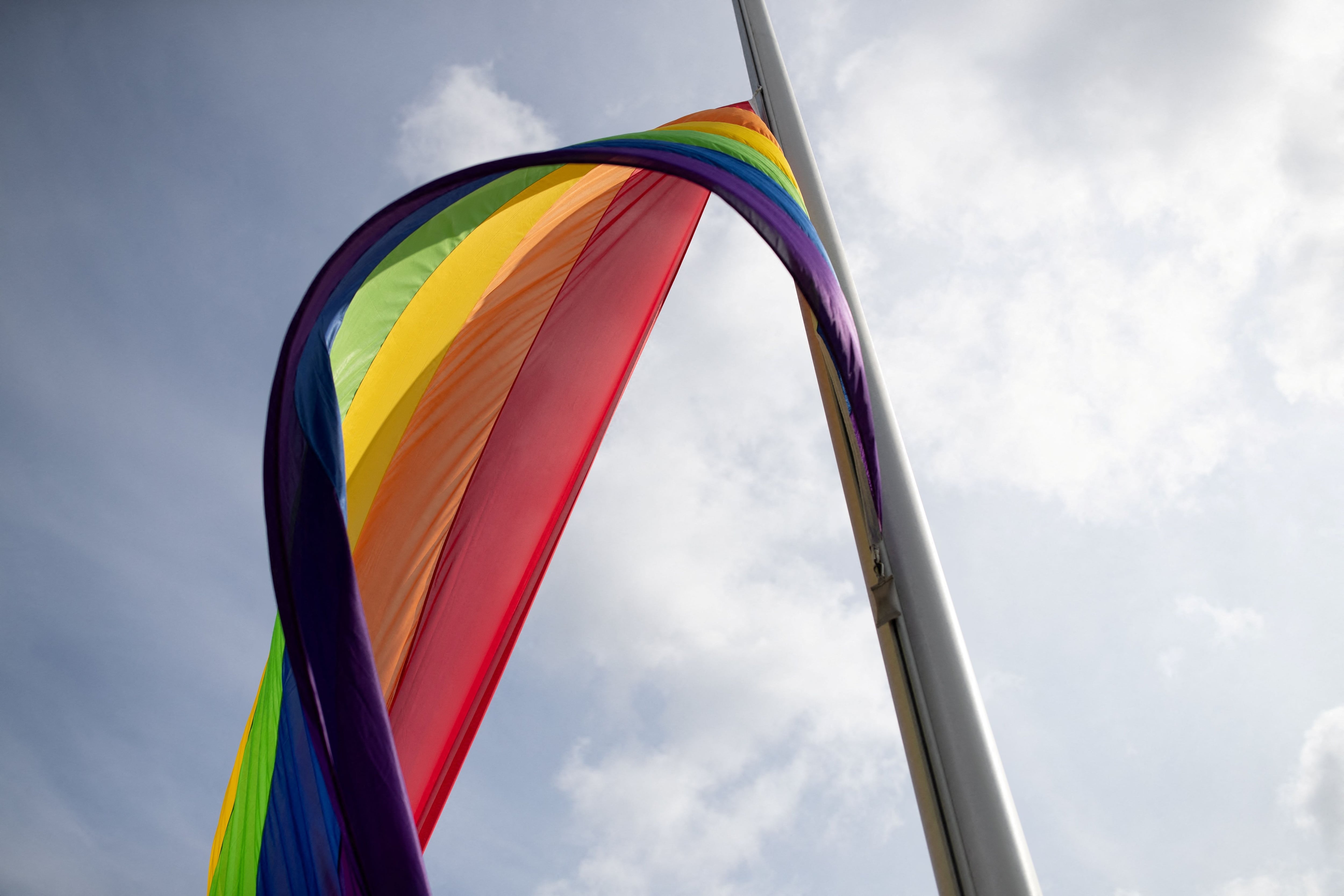 Una bandera arco iris. REUTERS/Nadja Wohlleben