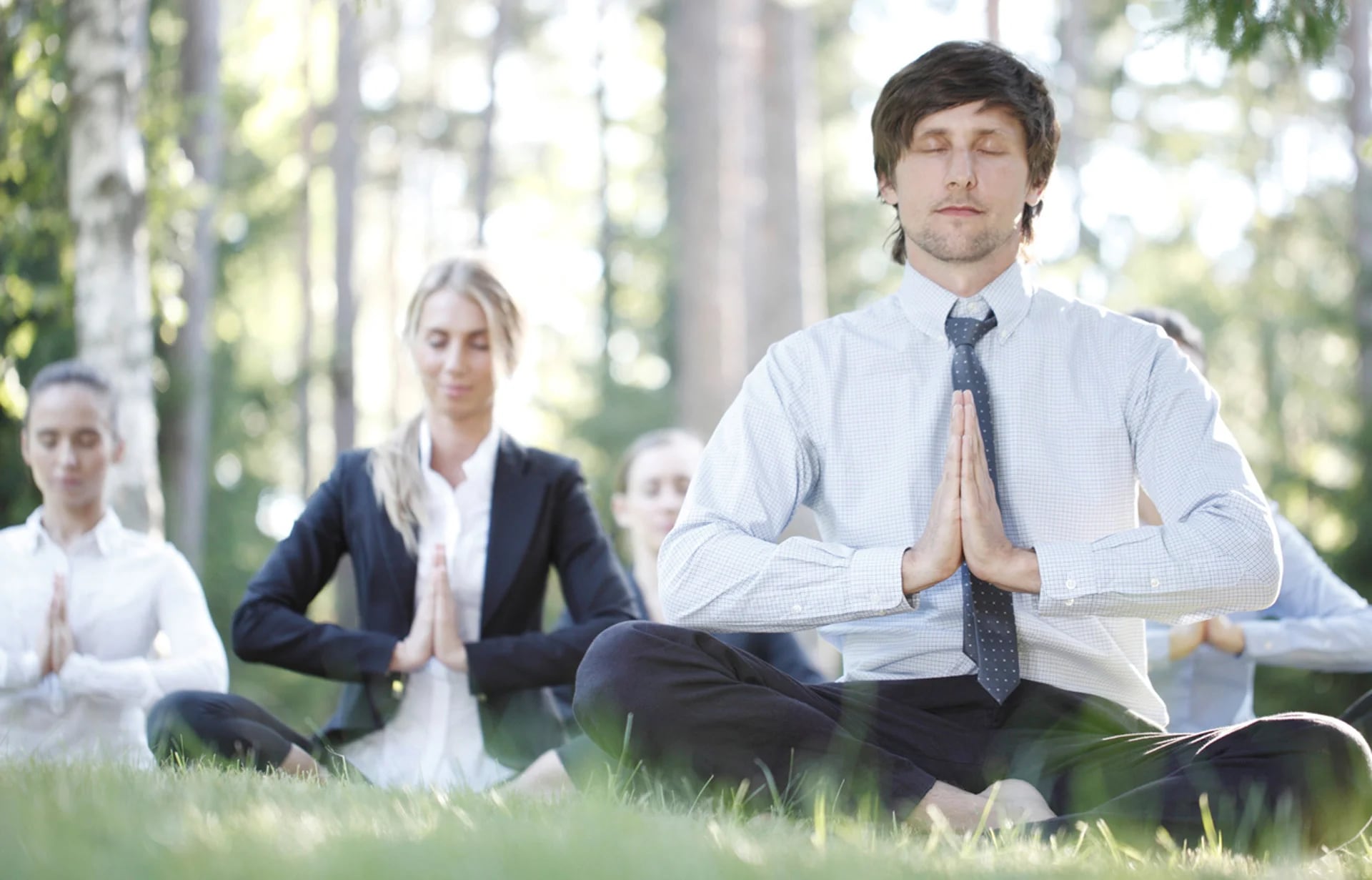 Las grandes empresas en todo el mundo, utilizan los beneficios de la meditación en el trabajo (Istock)
