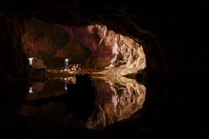 La cueva de Lombrives fue el lugar elegido para adelantar el estudio sobre el aislamiento. Facebook: Adaptation Institute, Research and do Tank