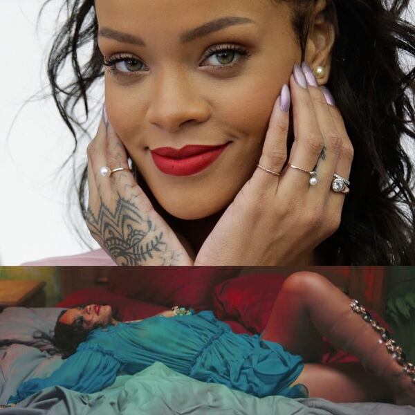 Al parecer, Rihanna no suele pasar mucho tiempo descansando sobre un colchón