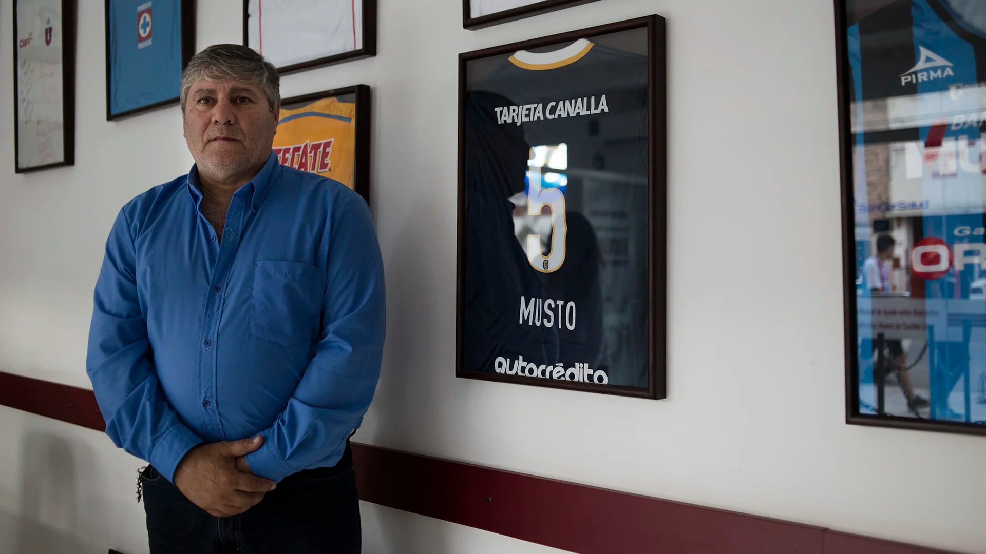 Sergio Abdala, amigo de Sampaoli, en una de las oficinas del club Alumni de Casilda de donde surgió, entre otros, el jugador Damián Musto, hoy en Rosario Central (Adrián Escandar)