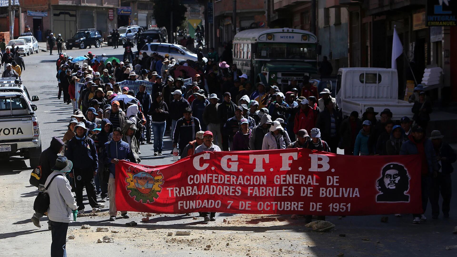 El mayor sindicato del país protesta contra Evo Morales (EFE)