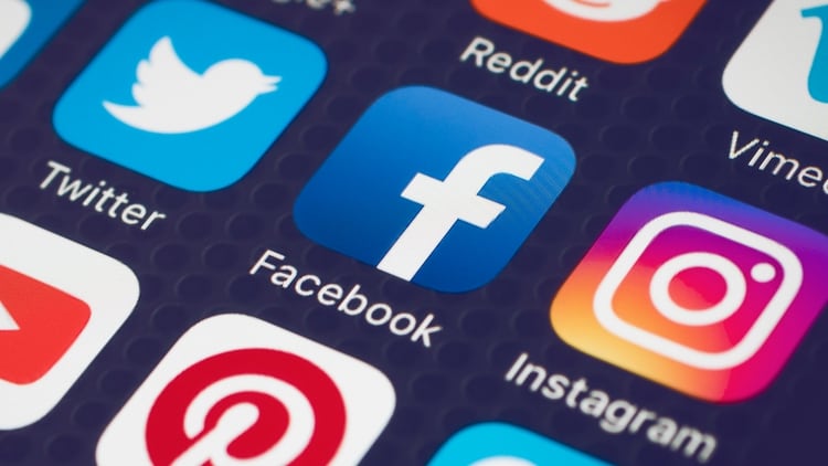 Instagram ha sido la red social que mayor crecimiento ha tenido en los últimos dos años, según un estudio. (Foto: Shutterstock)