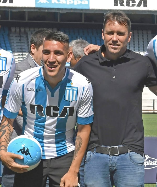 Ricardo Centurión junto a Eduardo Coudet (NA)