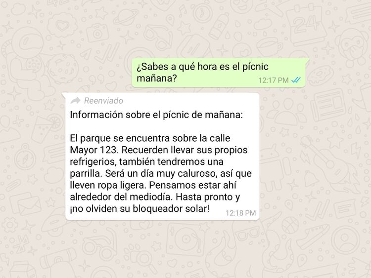 WhatsApp avisa cuando un mensaje fue reenviado.