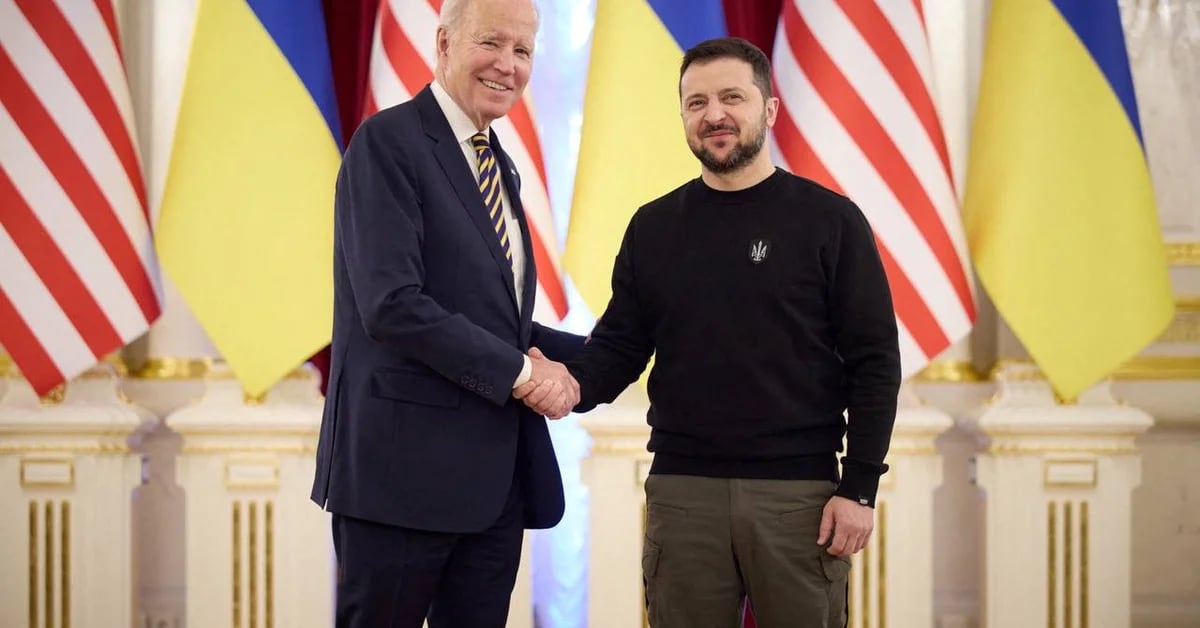 Joe Biden arrived in Ukraine to meet Zelensky a year after the Russian invasion