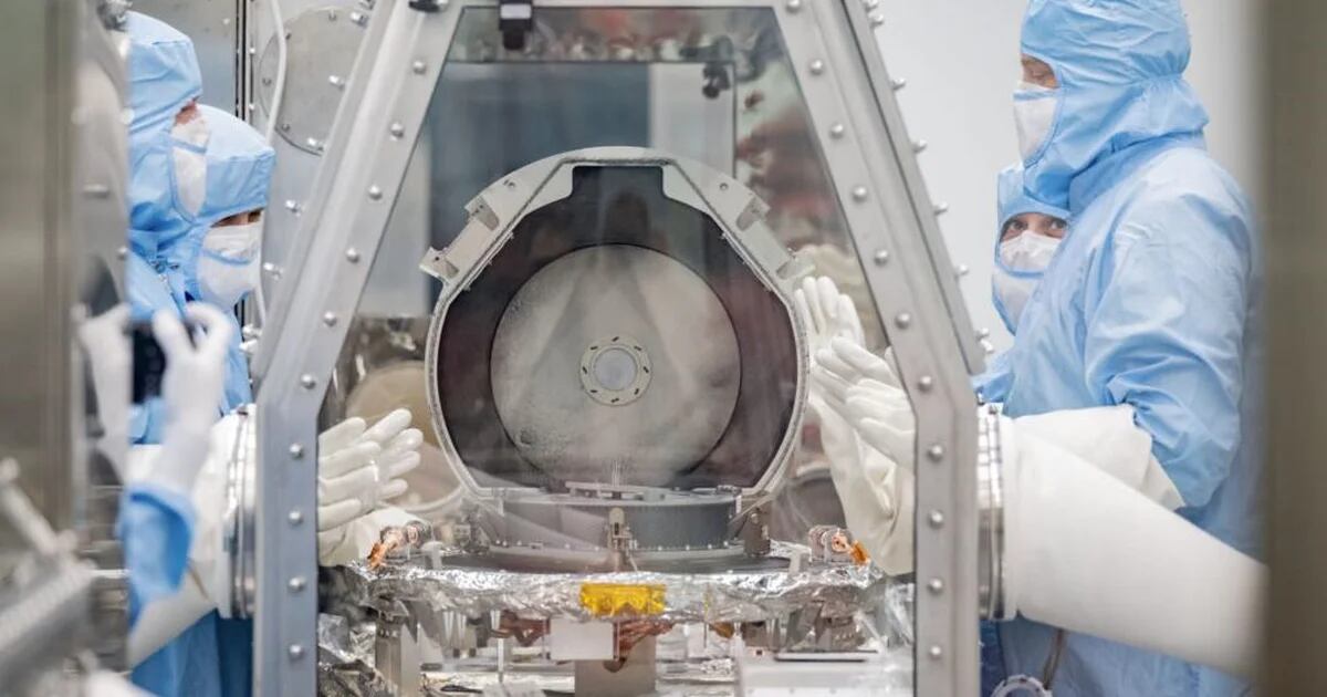 Gli scienziati della NASA hanno trovato una sorpresa quando hanno aperto la capsula contenente campioni dell’asteroide Bennu