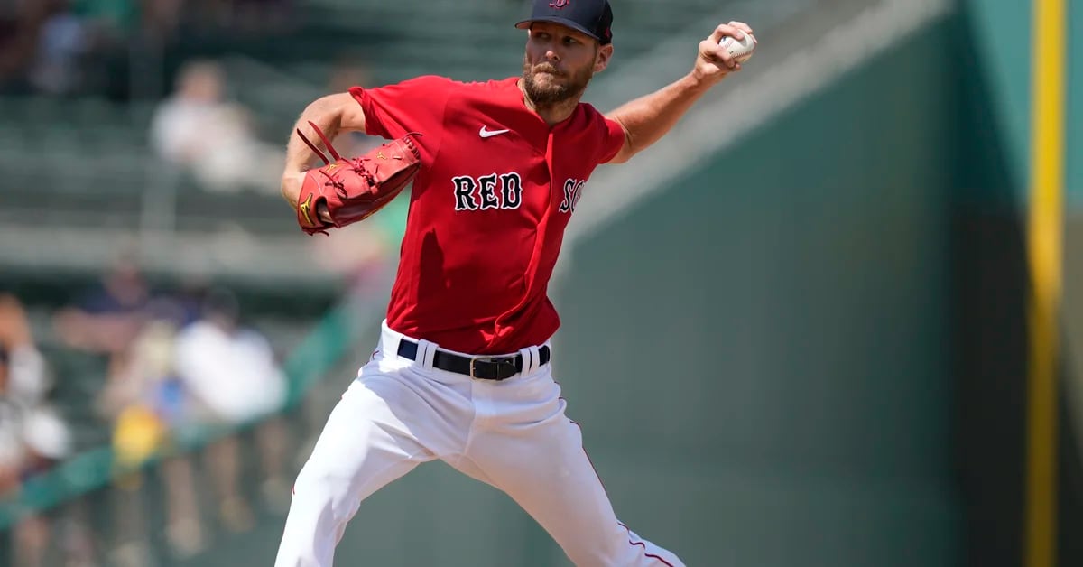 Sales tunes return, pitch 2 innings with Boston