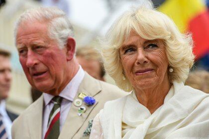 Carlos finalmente se casó con Camilla Parker-Bowles Tim Rooke/Shutterstock 