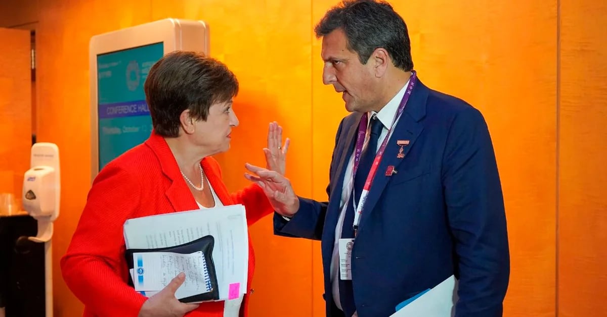 Georgieva met with Massa and told him that IMF staff had approved the achievement of the targets set for the last quarter of 2022.