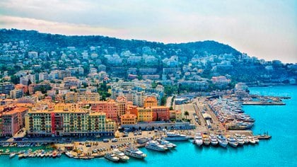 Una vista de Niza, en la Costa Azul de Francia