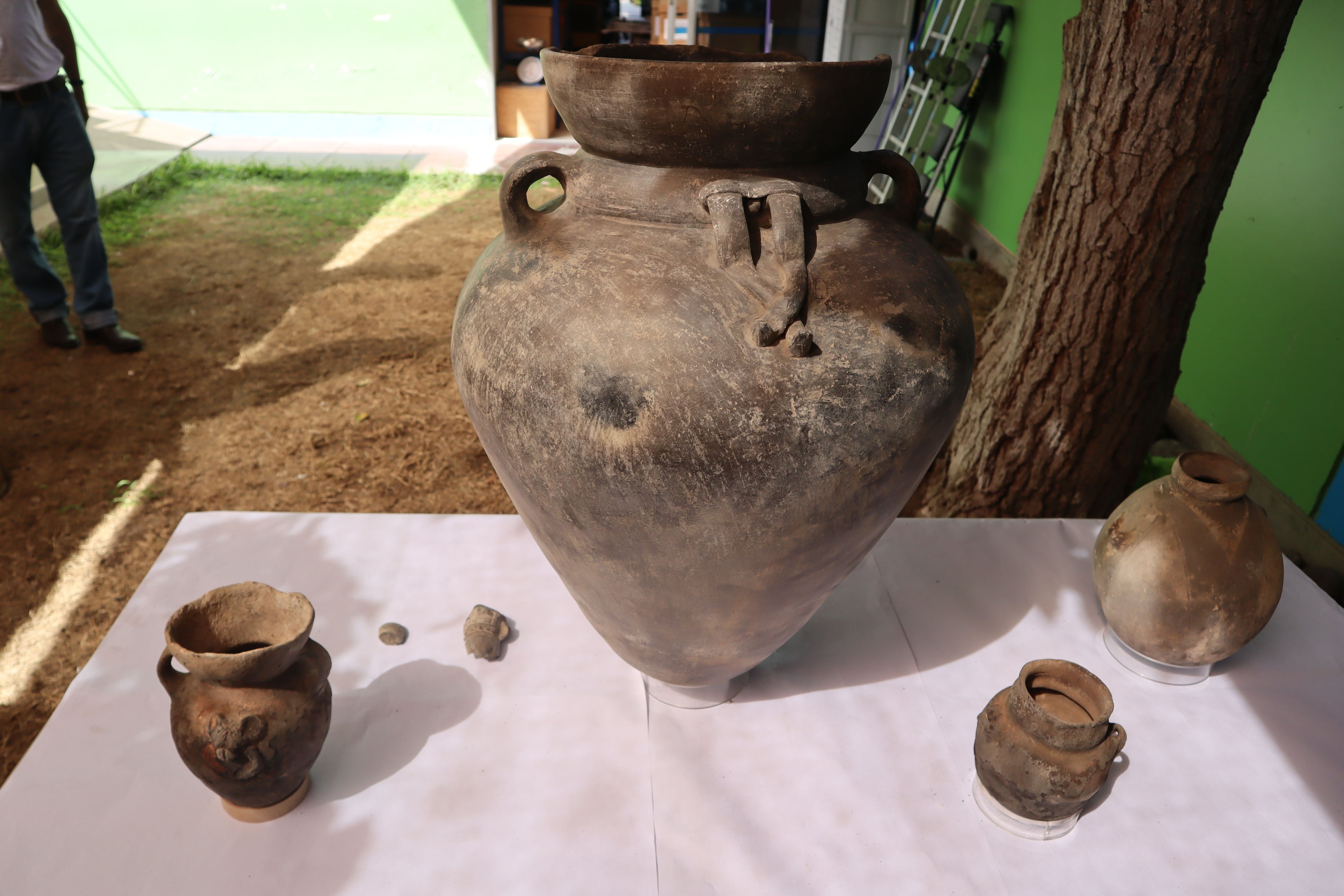 Cada descubrimiento arqueológico es como una pieza de un rompecabezas que revela una imagen más completa y precisa del pasado. (Paula Elizalde / Infobae Perú)